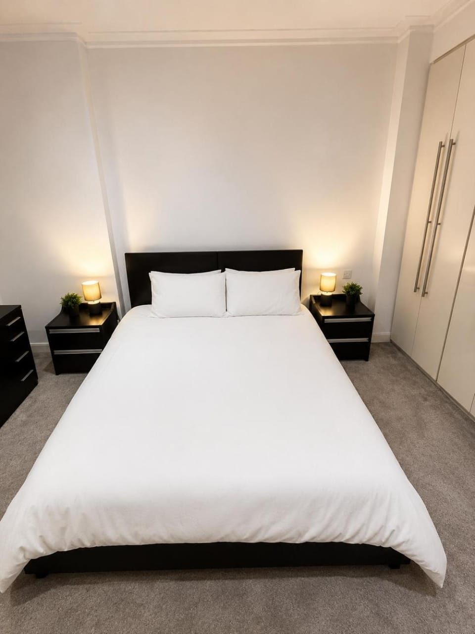 Spacious Staylish One-Bedroom Flat in Canary Wharf Apartment in London