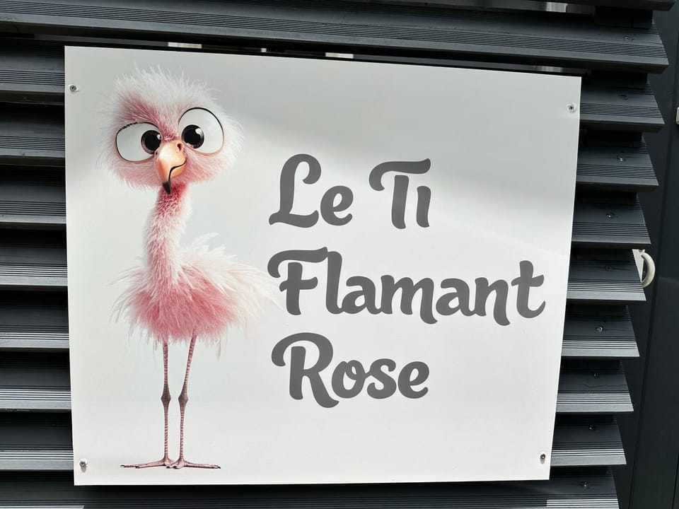 Le Ti Flamant Rose Apartment in Deshaies