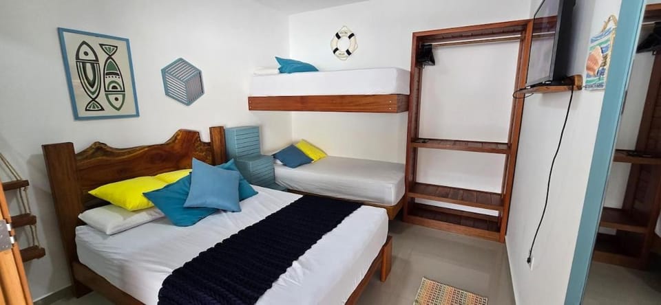 Casa inteira, 3 Suítes com ar condicionado, area gourmet moderna, Itaguá - Ubatuba-SP House in Ubatuba