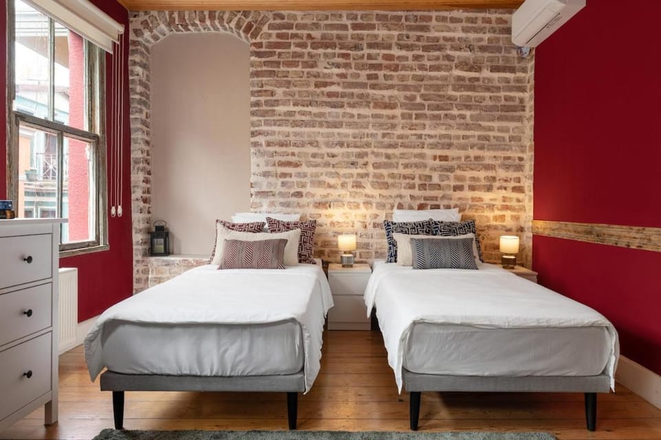 Historic Private House Terrace AC in Balat House in Istanbul