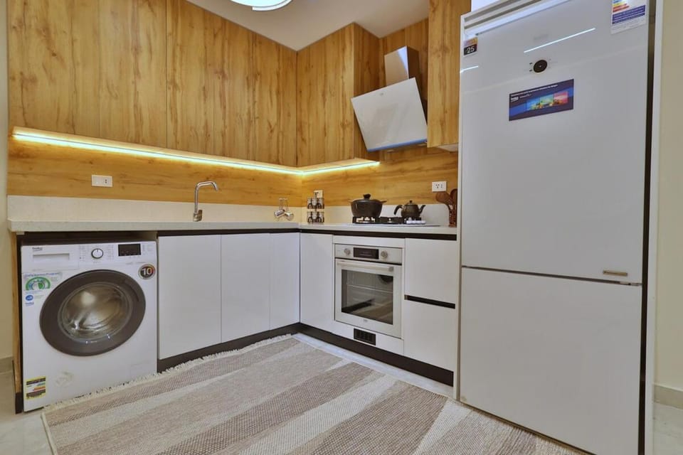 شقه فندقيه فاخره في مدينه نصر بجوار سيتي ستارز مباشره Apartment in Cairo Governorate