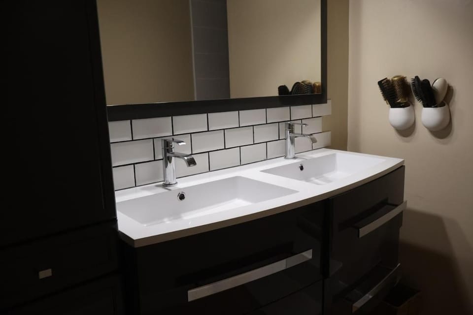 Bel appartement rénové à 2min à pied de la gare de St Brieuc Apartment in Brittany