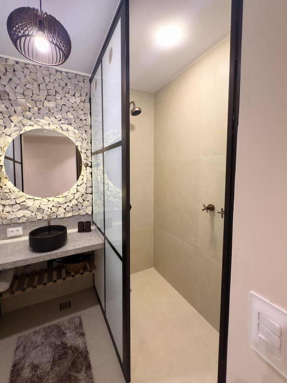 Designer Suite Boho Touch 2BR Apt Copacabana Apartment in Rio de Janeiro