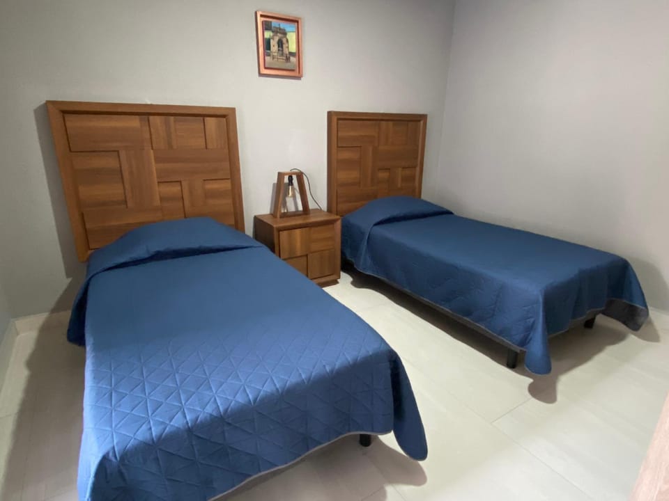 V102 Depa centrico, estacionamiento, elevador Apartment in Santiago de Queretaro