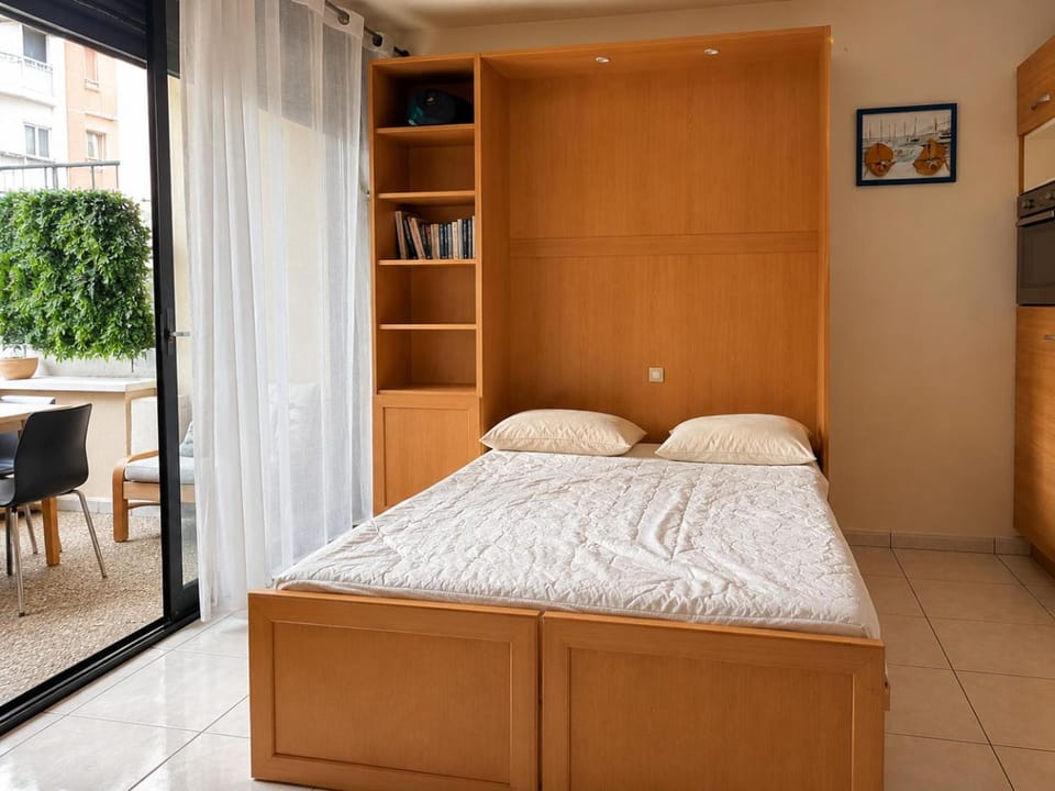 Studio au bord de la Marina d'Aix-les-Bains pour 2 personnes Apartment in Aix-les-Bains