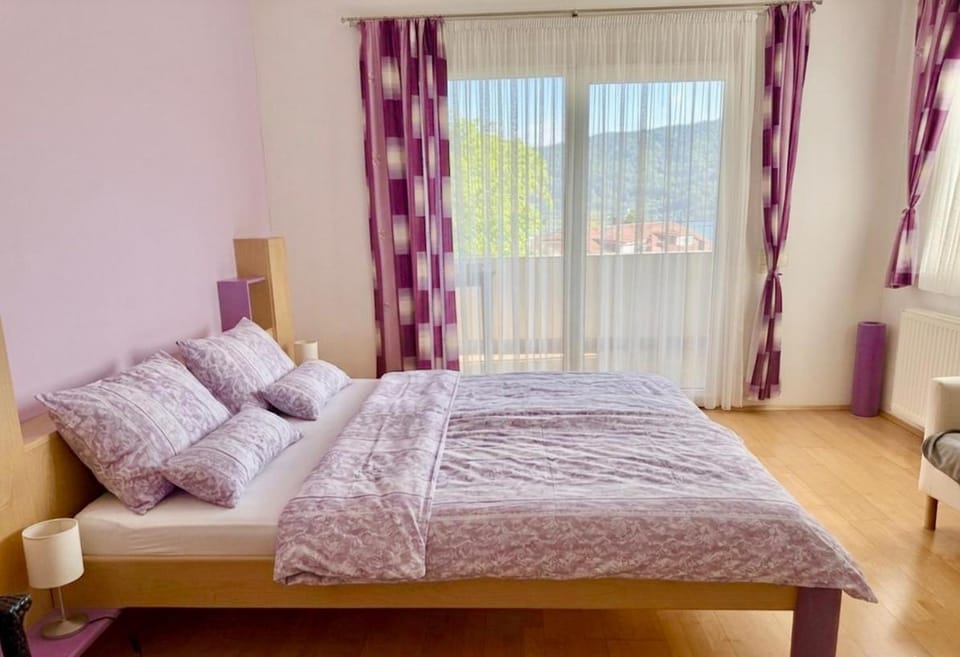 Premium Apartment Karawankenblick LakeView - Free Parking Apartment in Carinthia, Austria