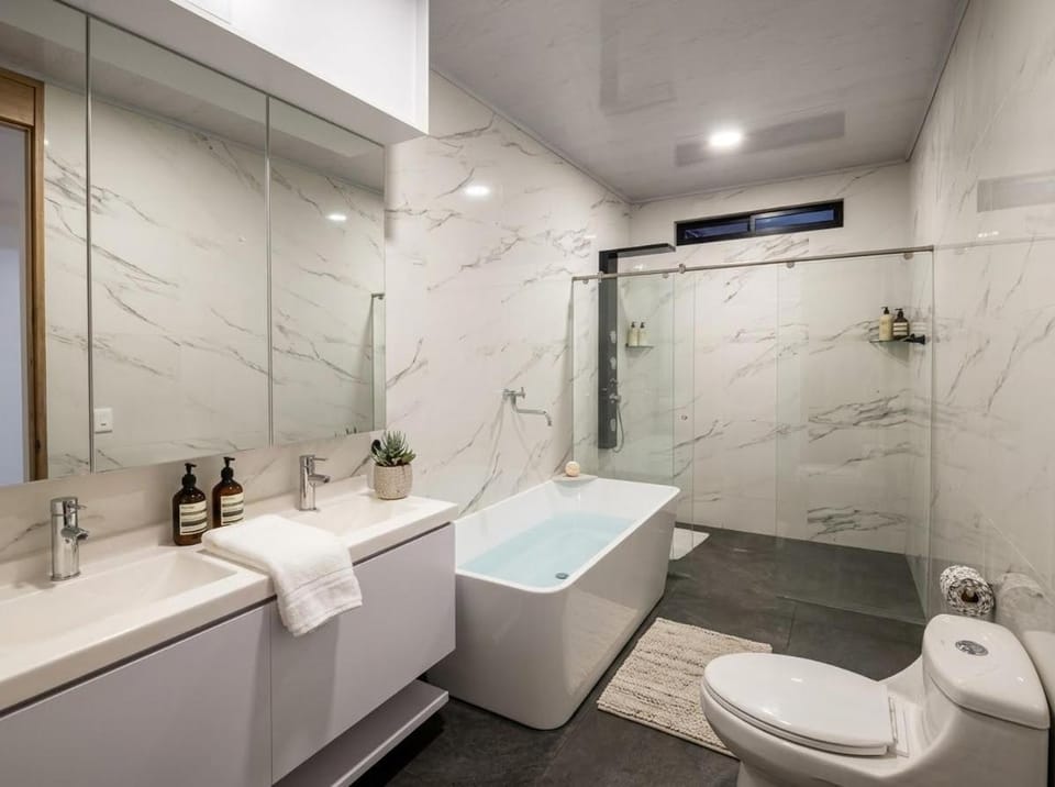 Bathroom, Bath