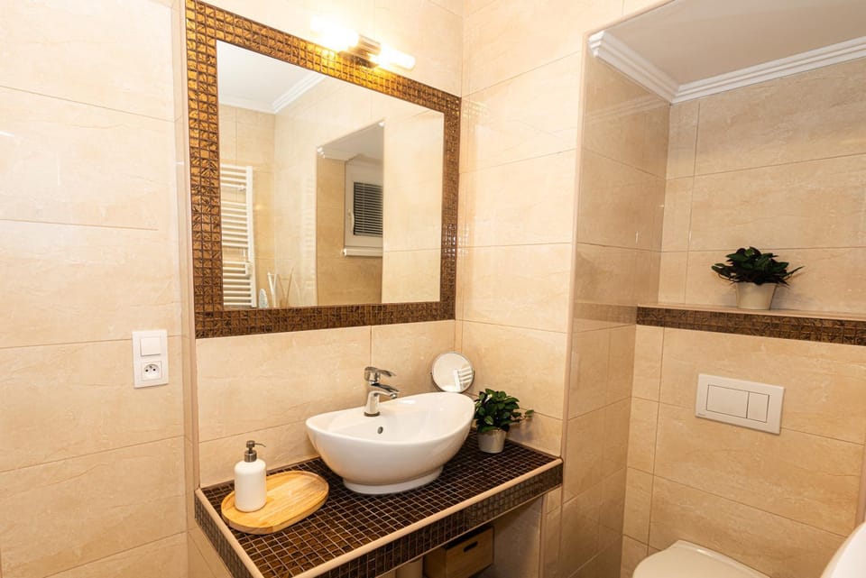 Old Town Luxury, Central Stay II Apartment in Bratislava