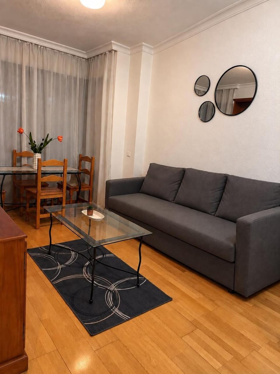 Central Living Madrid-Airport & Wanda Apartment in Madrid