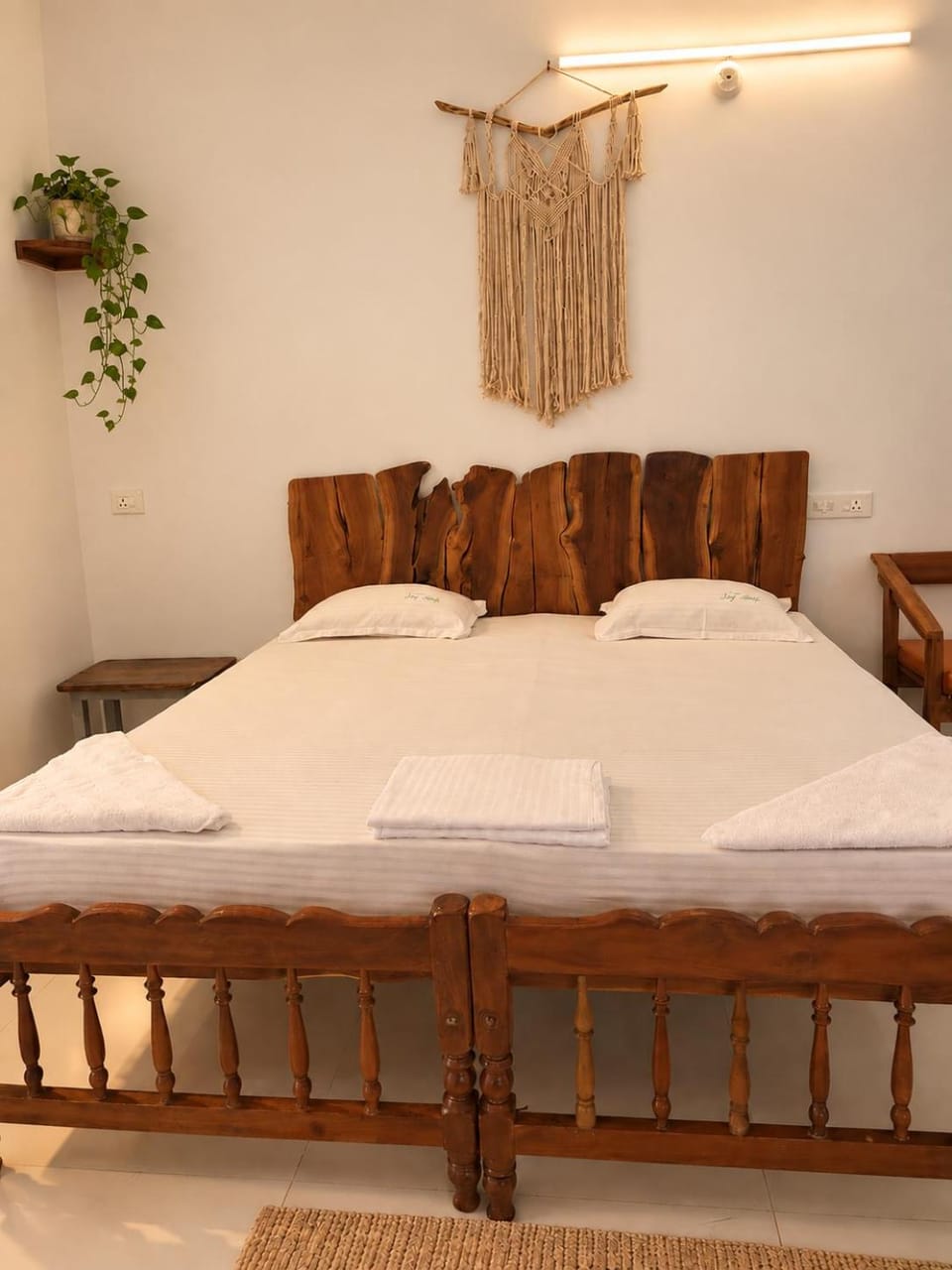 Boho Art Cottages by PurpleDoor Bed and Breakfast in Varkala