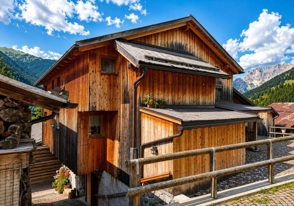 Casa Gianpiero a Pozza di Fassa Apartment in Pozza di Fassa