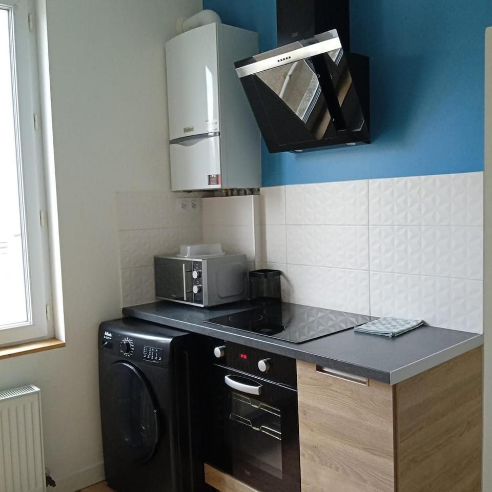 Le Cocon Bleu 4 lits, 2 Chambres, 2 SDB, Parking & Kit enfant disponible Apartment in Pays de la Loire