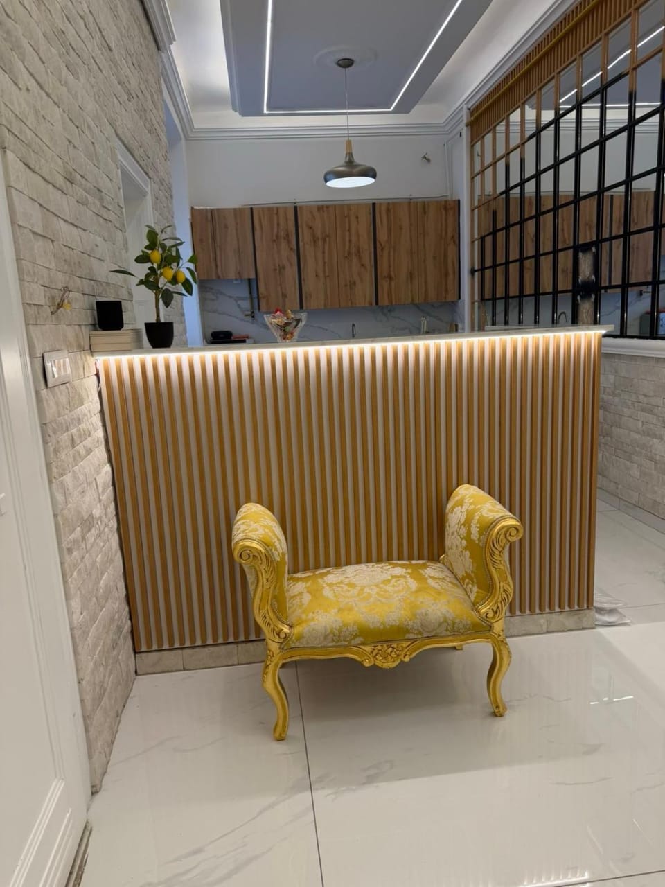 Seating area, Communal kitchen