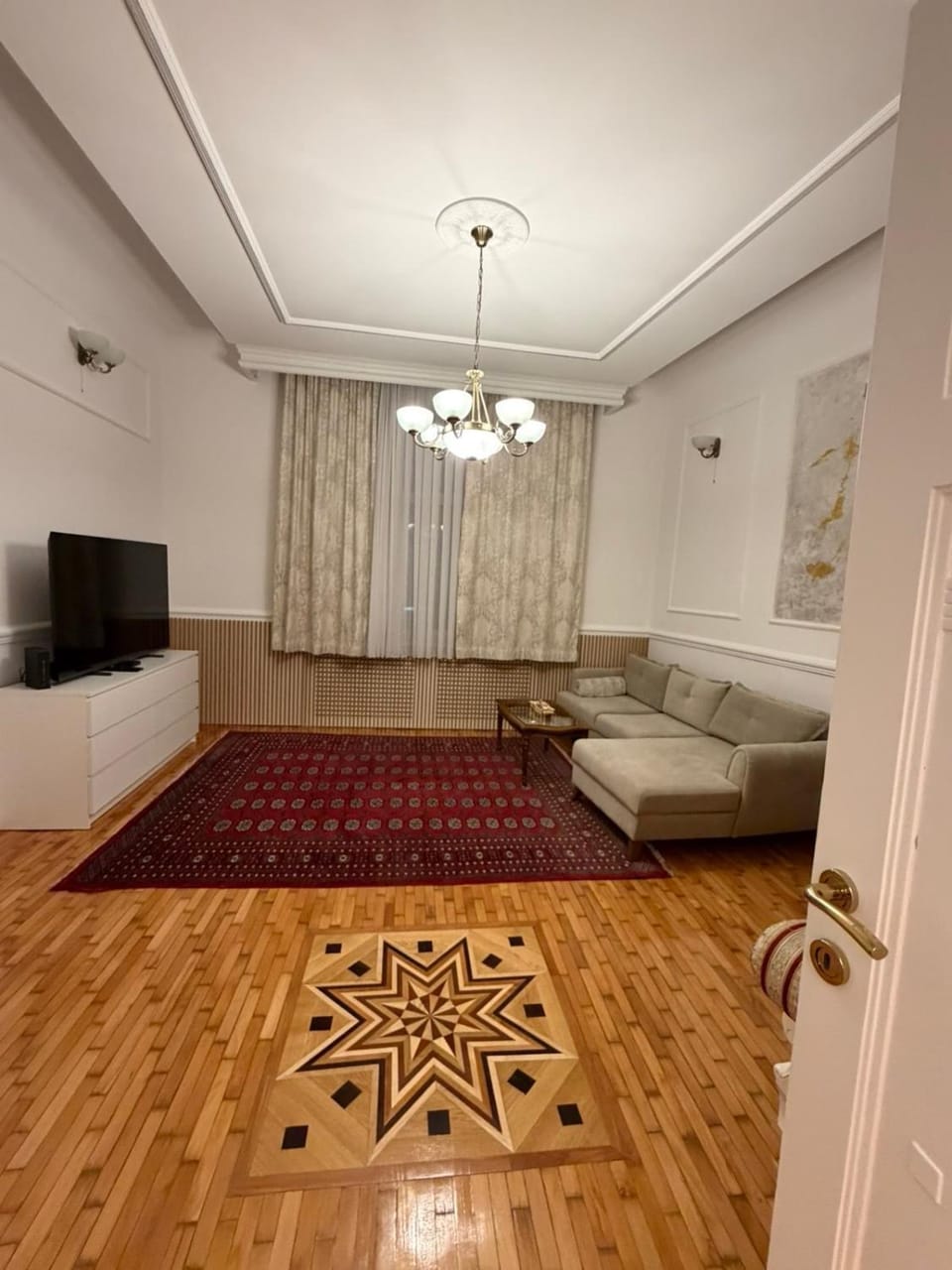 TV and multimedia, Living room, Seating area