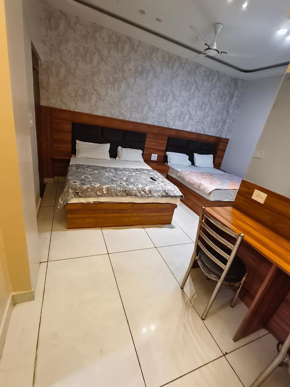 AGASTYAA Hotel Near Prem Mandir Vacation rental in Uttar Pradesh