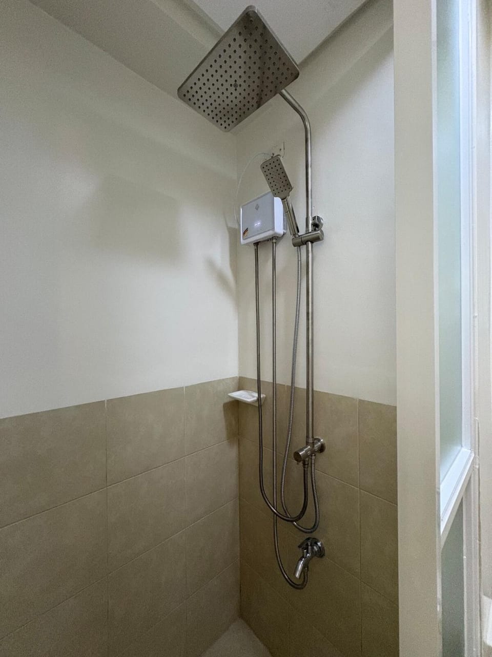 PreciousPlace Apartment hotel in Quezon City