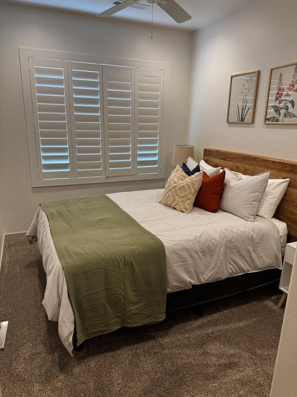 Red Rock Oasis Brand New Furnishings Soft Water House in Santa Clara