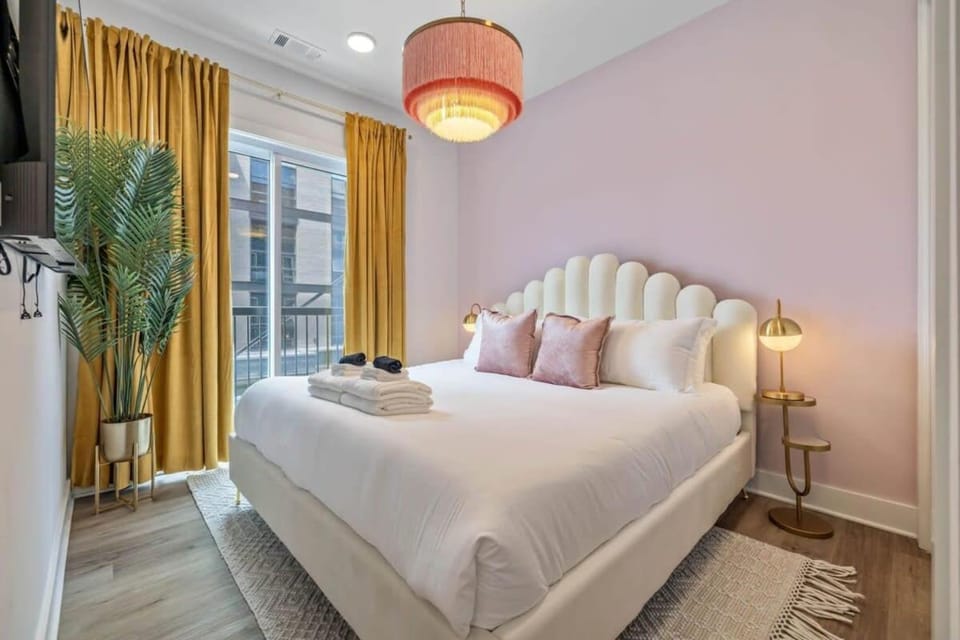 Jolene -Five Points 1BR-Dolly Design-Sleeps 6 House in East Nashville