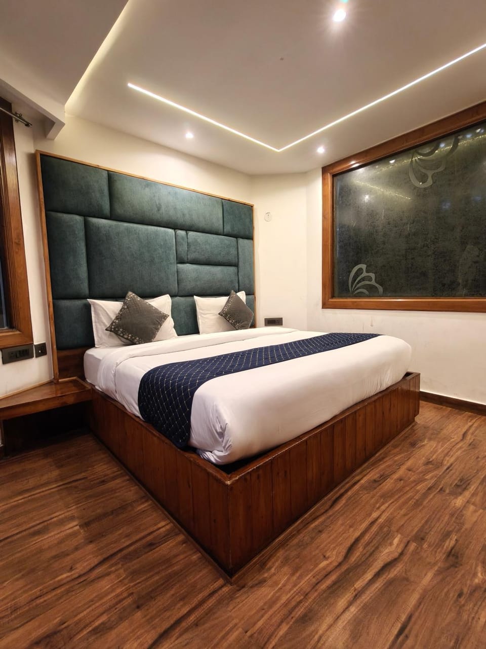 Hotel Shimla Royale by SV Hospitality Hotel in Shimla