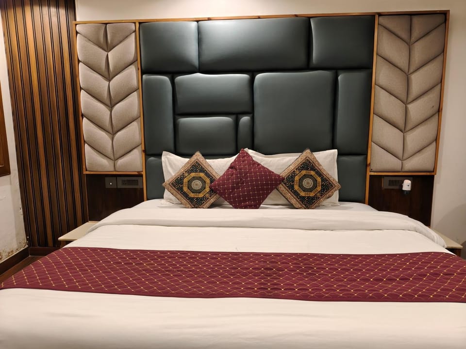 Hotel Shimla Royale by SV Hospitality Hotel in Shimla