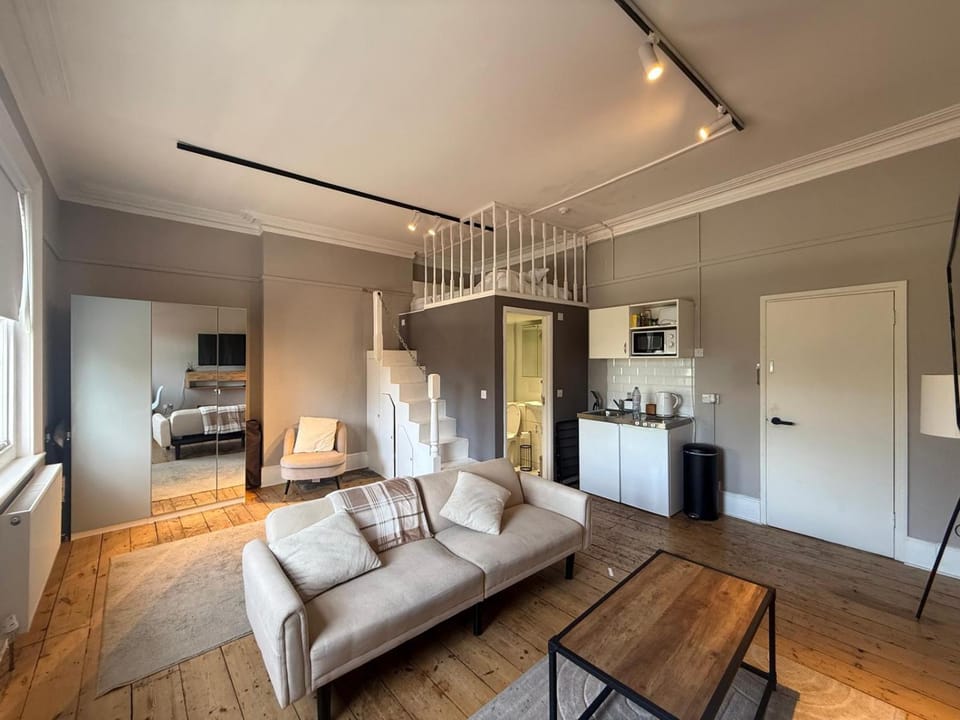 Upper St Guest House Apartment in London Borough of Islington