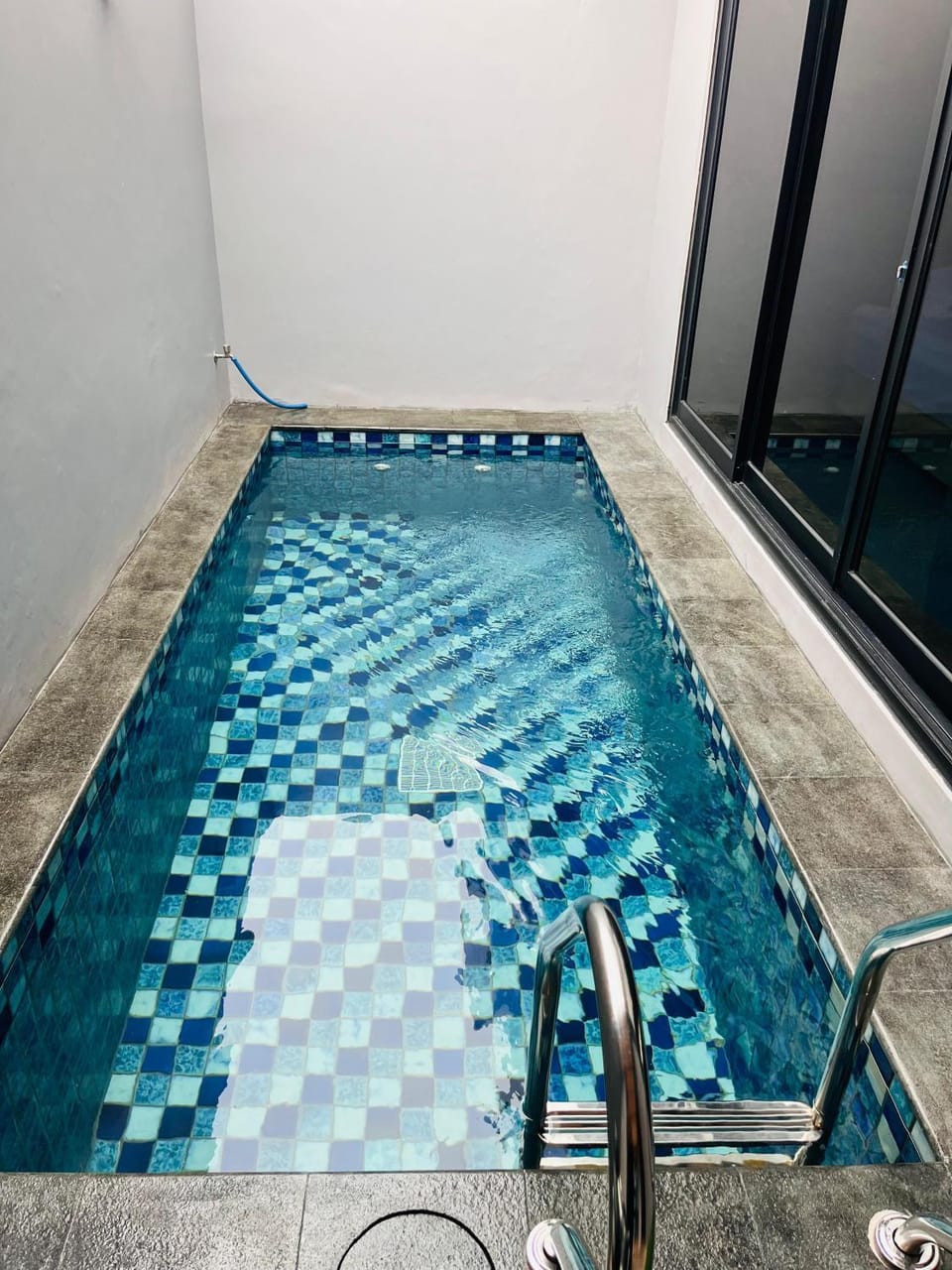 Pool view, Swimming pool