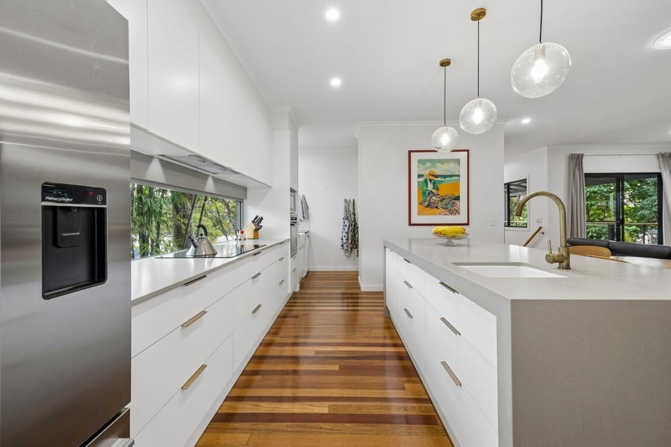 Kitchen or kitchenette, dishwasher, minibar, oven, pet friendly, stove