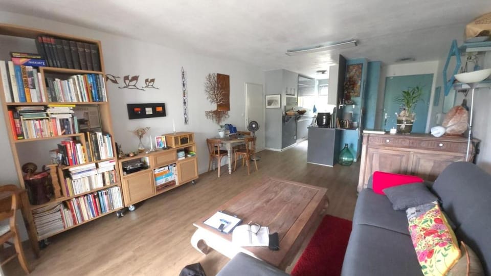Appartement Cartoucherie lumineux, terrasse et jardin Apartment in Toulouse