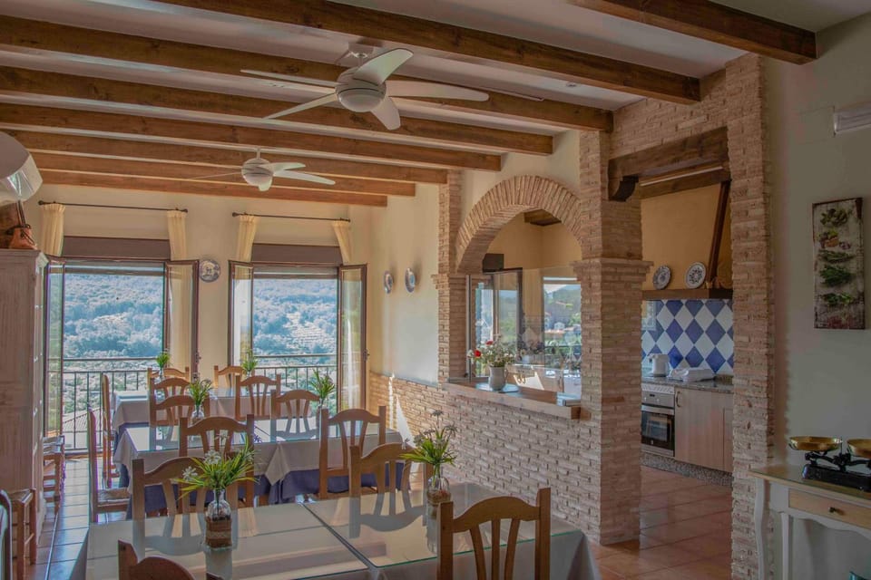 Casa Rural Fuente El Boticario Bed and Breakfast in Valle del Jerte