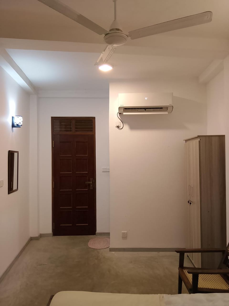 Jayasuriya lagoon's Home stay Bed and Breakfast in Hikkaduwa