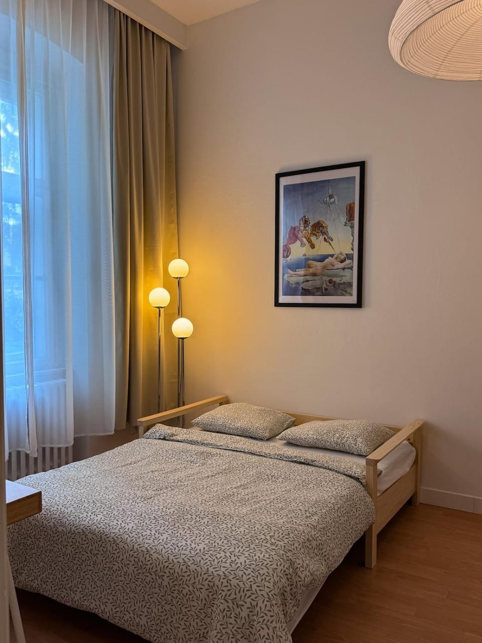 Classy Old Town Home, Wifi, Smart Projector, AC Apartment in Bratislava