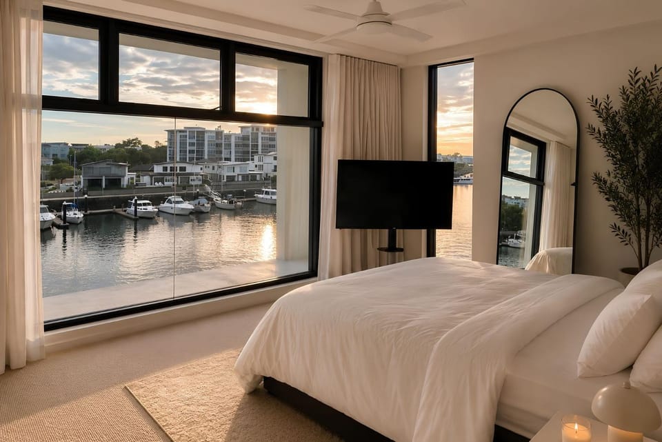 Marina Prestige, Hope Island Apartment in Hope Island