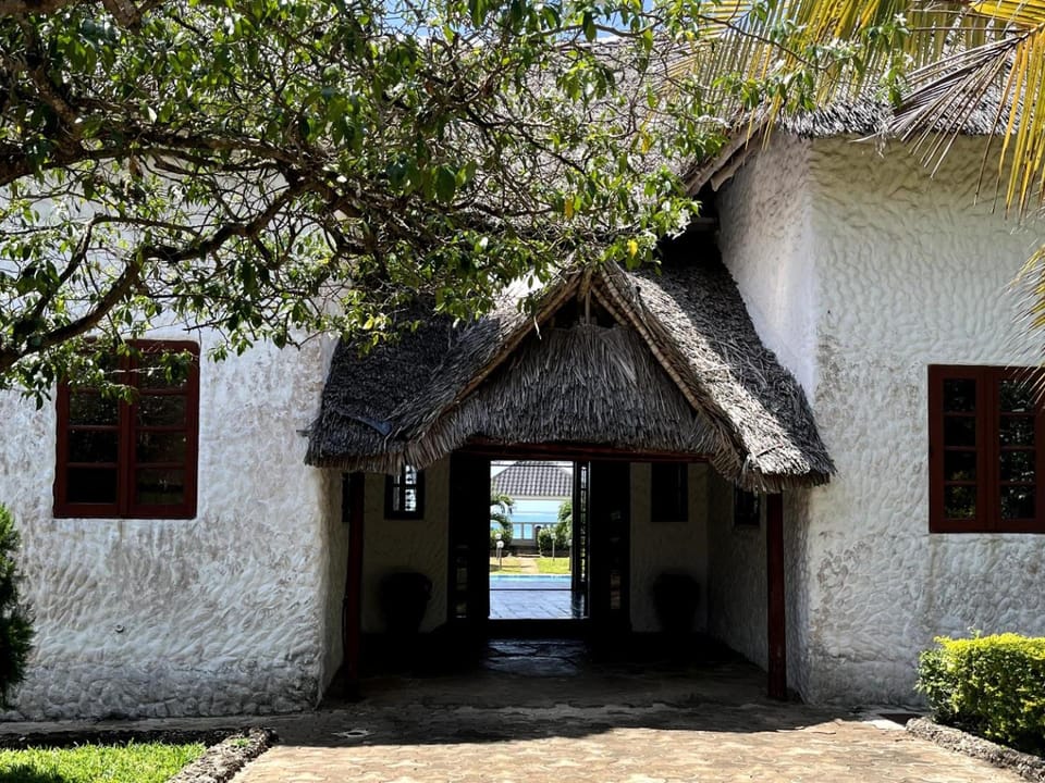 Cliff-House Villa in Mombasa County