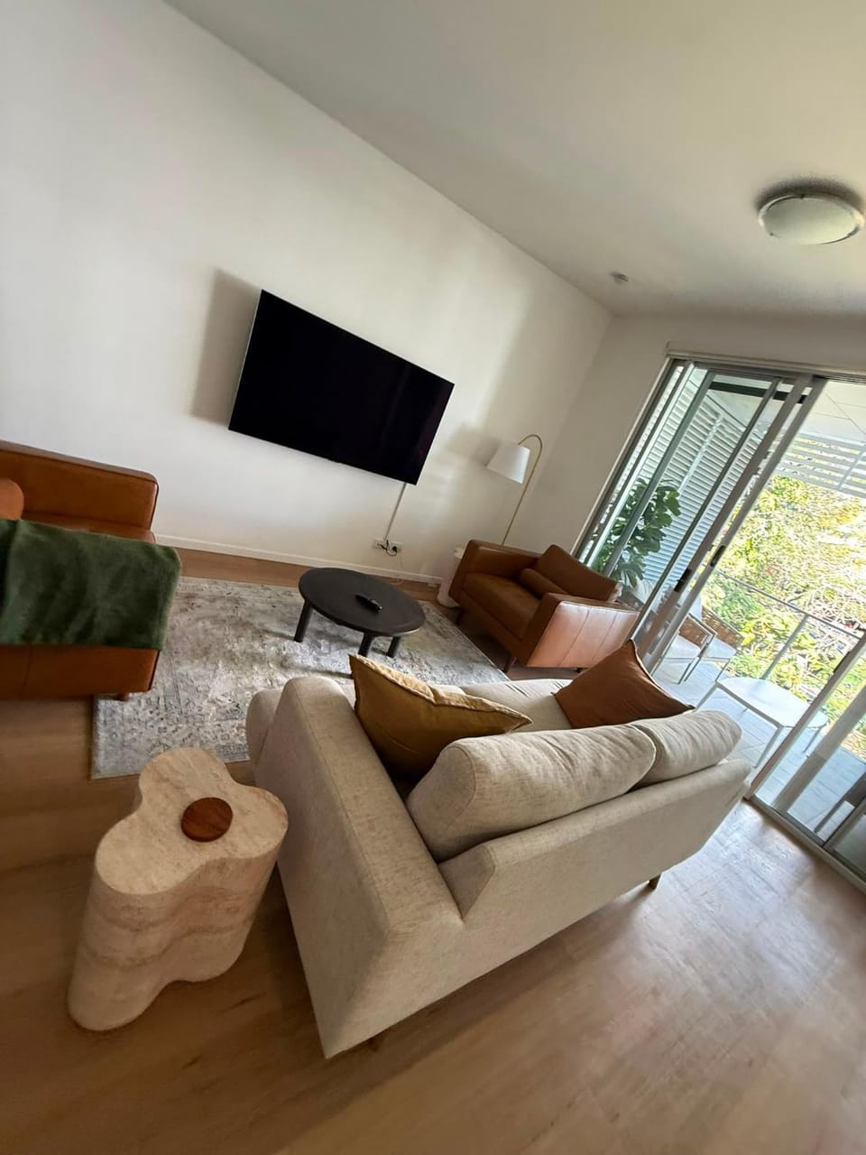 Lind Avenue Retreat Apartment in Palm Beach
