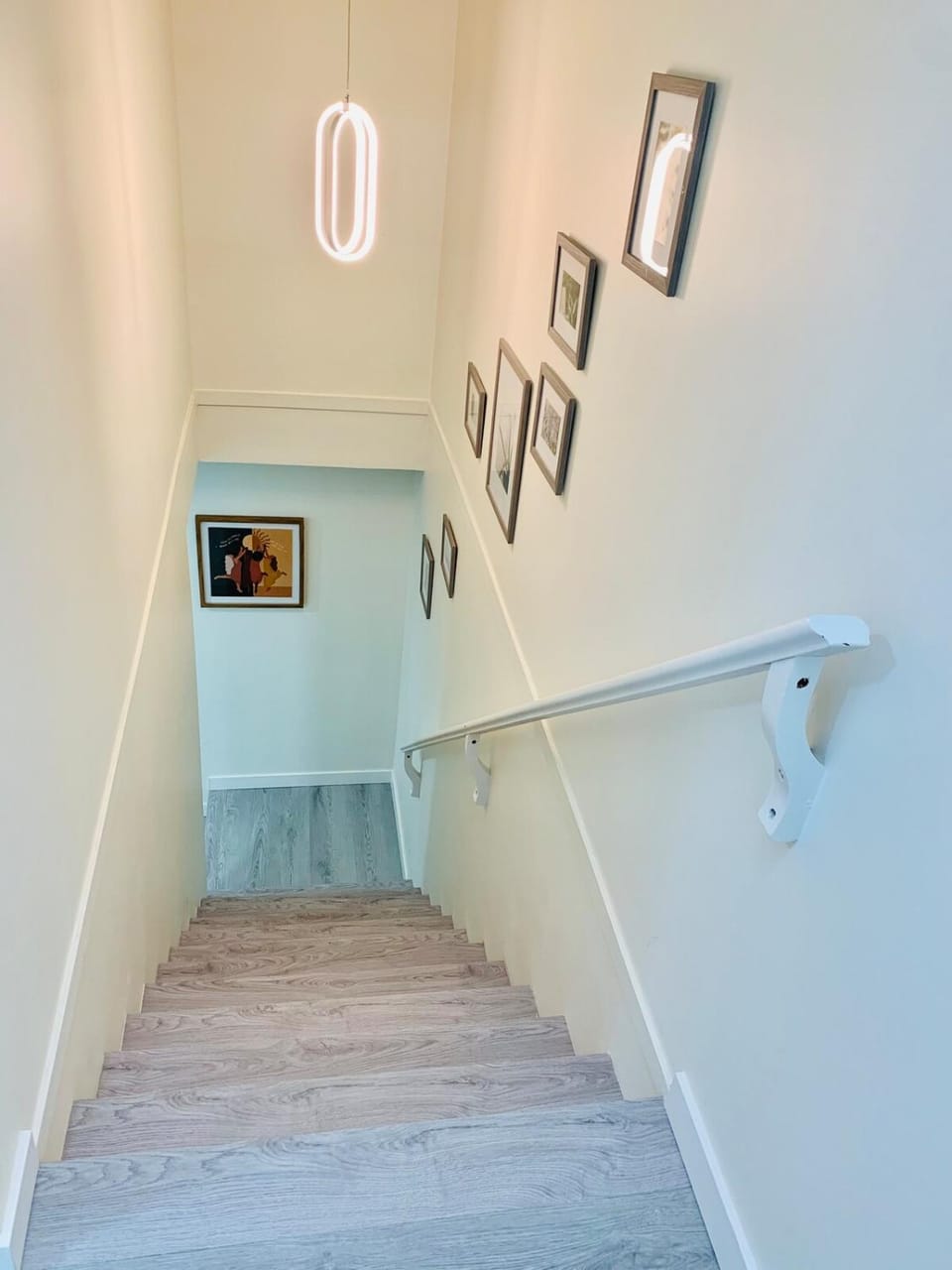 Spacious 3BR House Near Downtown - Garage Parking House in Vancouver