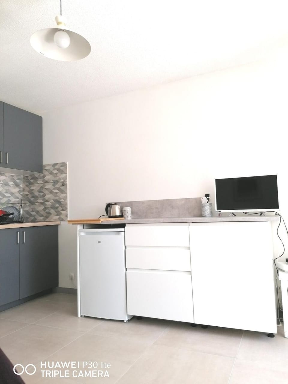 Studio cabine avec jardin dans résidence avec piscine Cabin in Palavas-les-Flots
