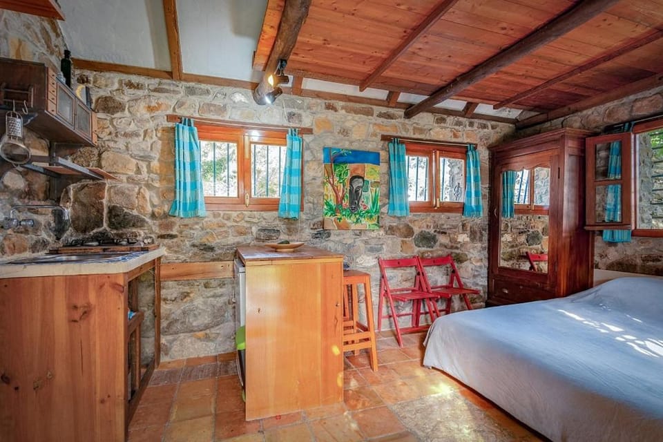 Stone Cabin in Natural Park Tarifa Cabin in Madrid