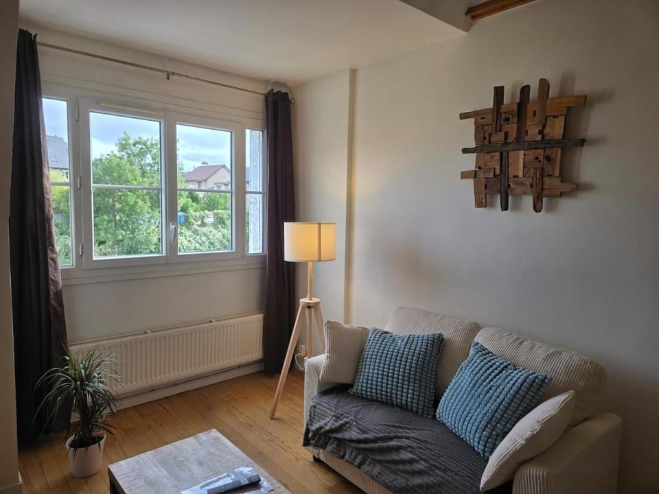 Hadar-SILS Duplex close to transportation and amenities Apartment in Caen