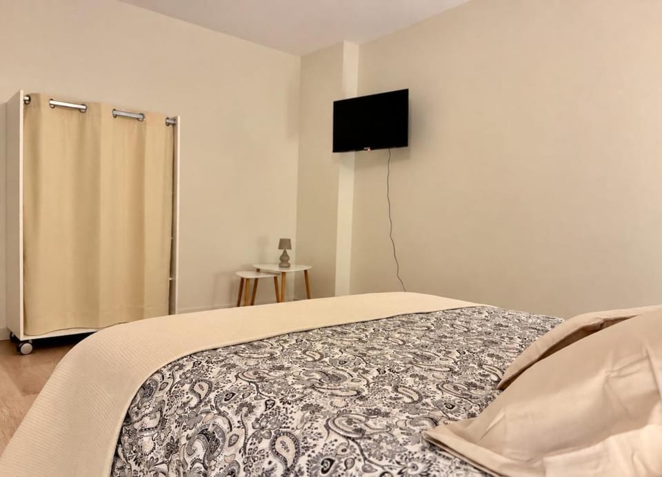 Césamia - Confort et élégance avec vue collegiale Apartment in Bourgogne-Franche-Comté