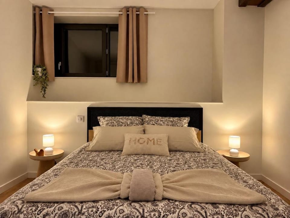 Césamia - Confort et élégance avec vue collegiale Apartment in Bourgogne-Franche-Comté