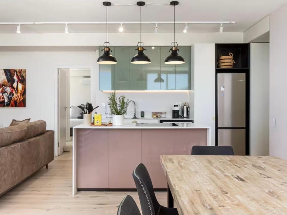 Pura Vida Retreat Apartment in Sea Point