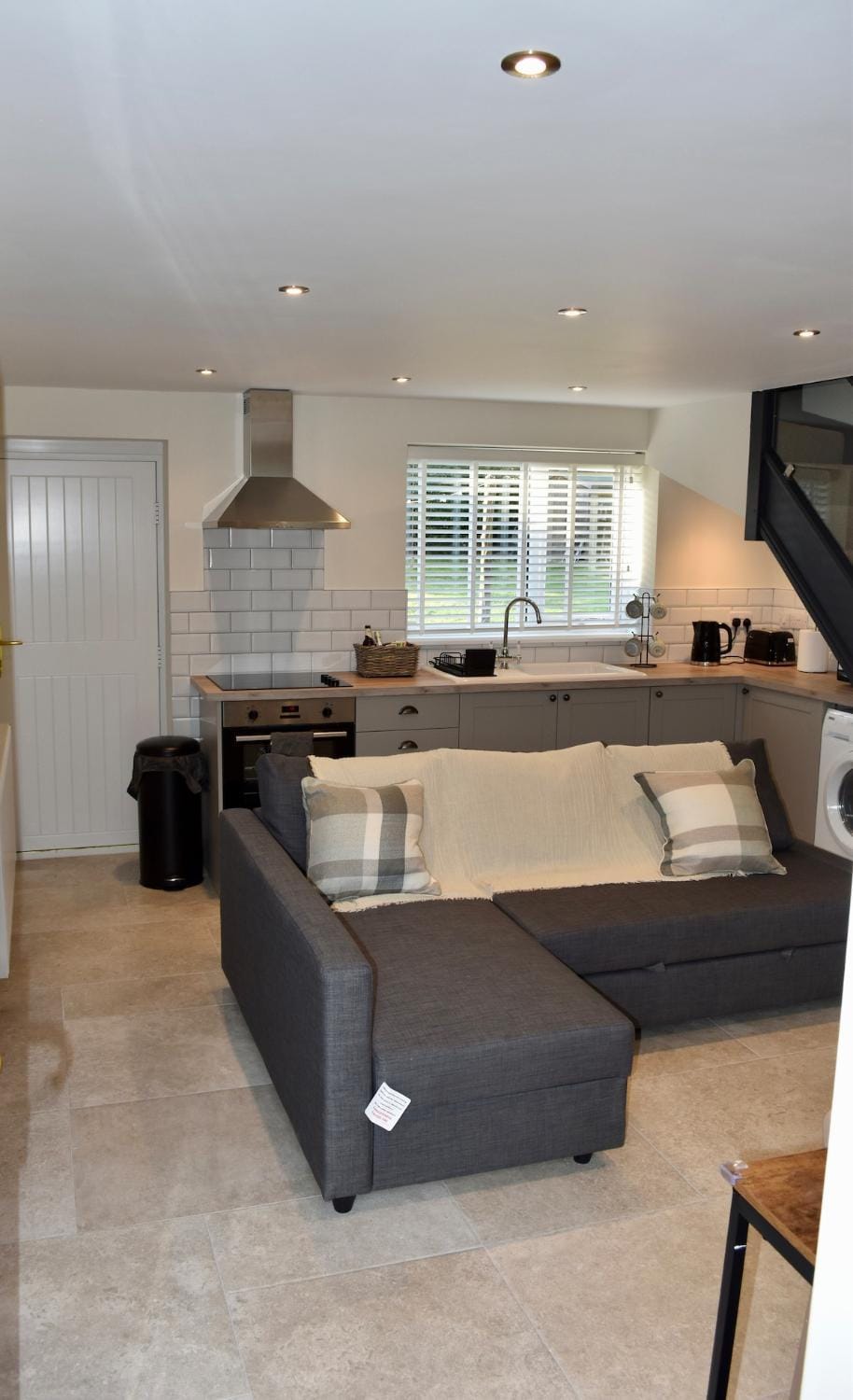 Charming Guesthouse Apartment in Shirley