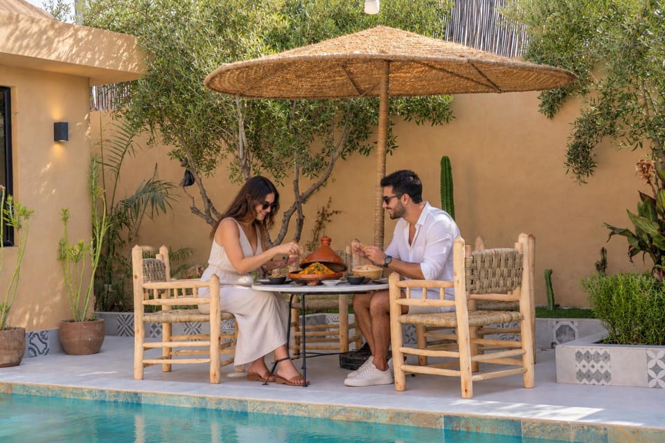 Garden, Balcony/Terrace, Pool view, Swimming pool, Swimming pool, Breakfast, Breakfast, Lunch, Lunch, Dinner, Dinner, towels, towels