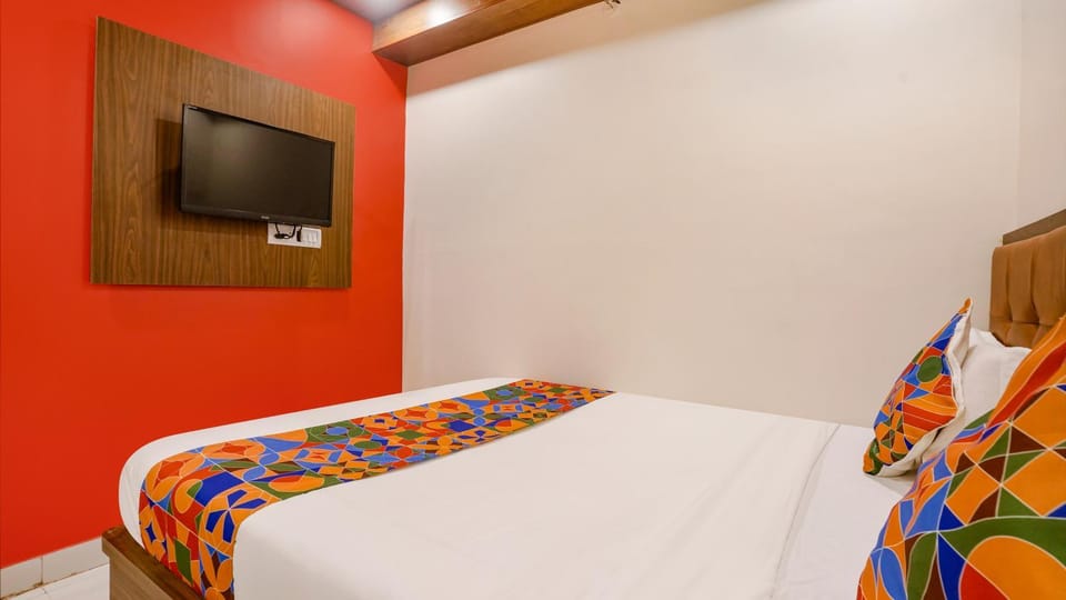 Hotel Uni Residency -Nxt to Powai IIIT Bed and Breakfast in Mumbai