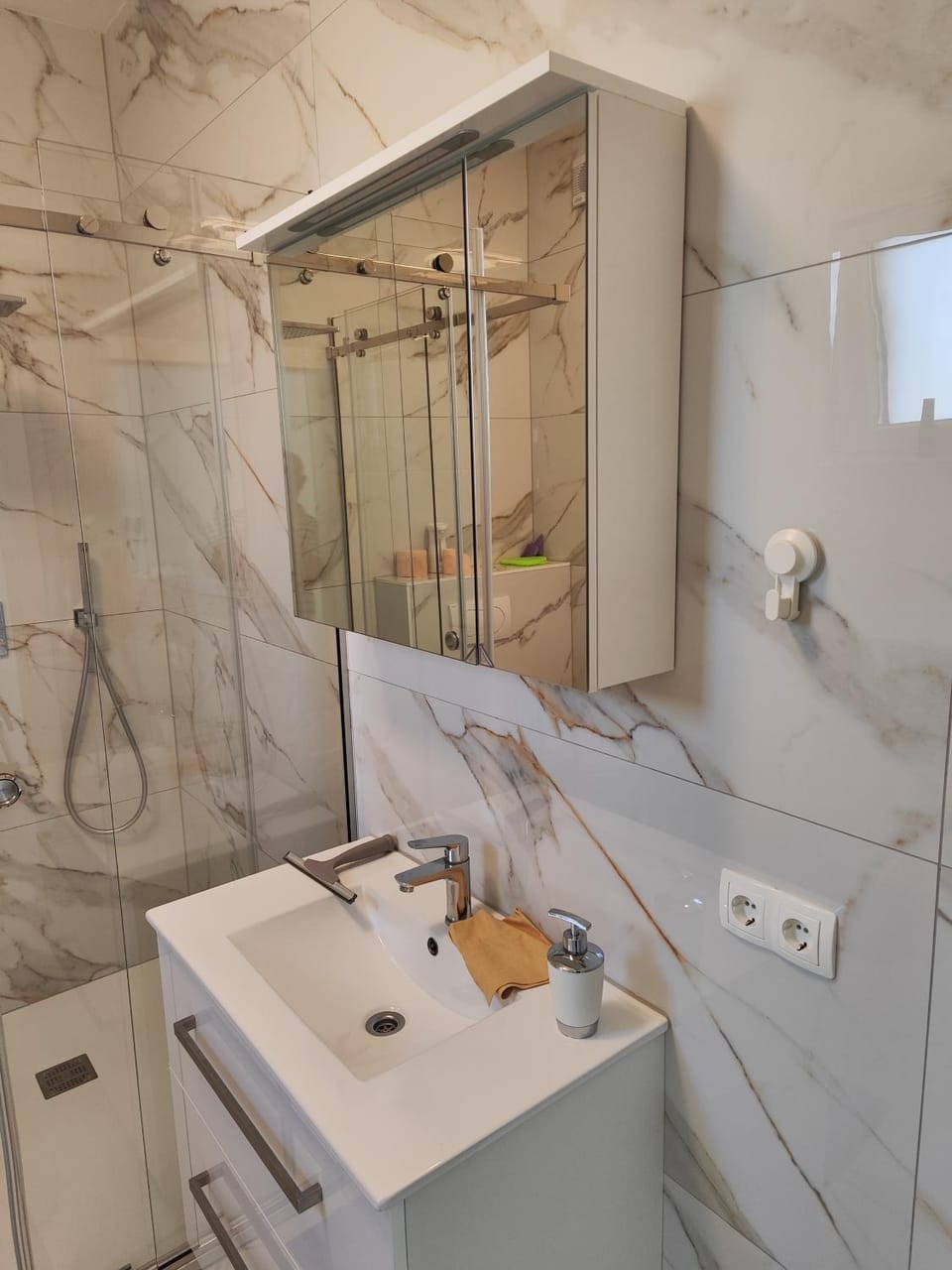 Apartment Zain Nedescina Apartment hotel in Istria County