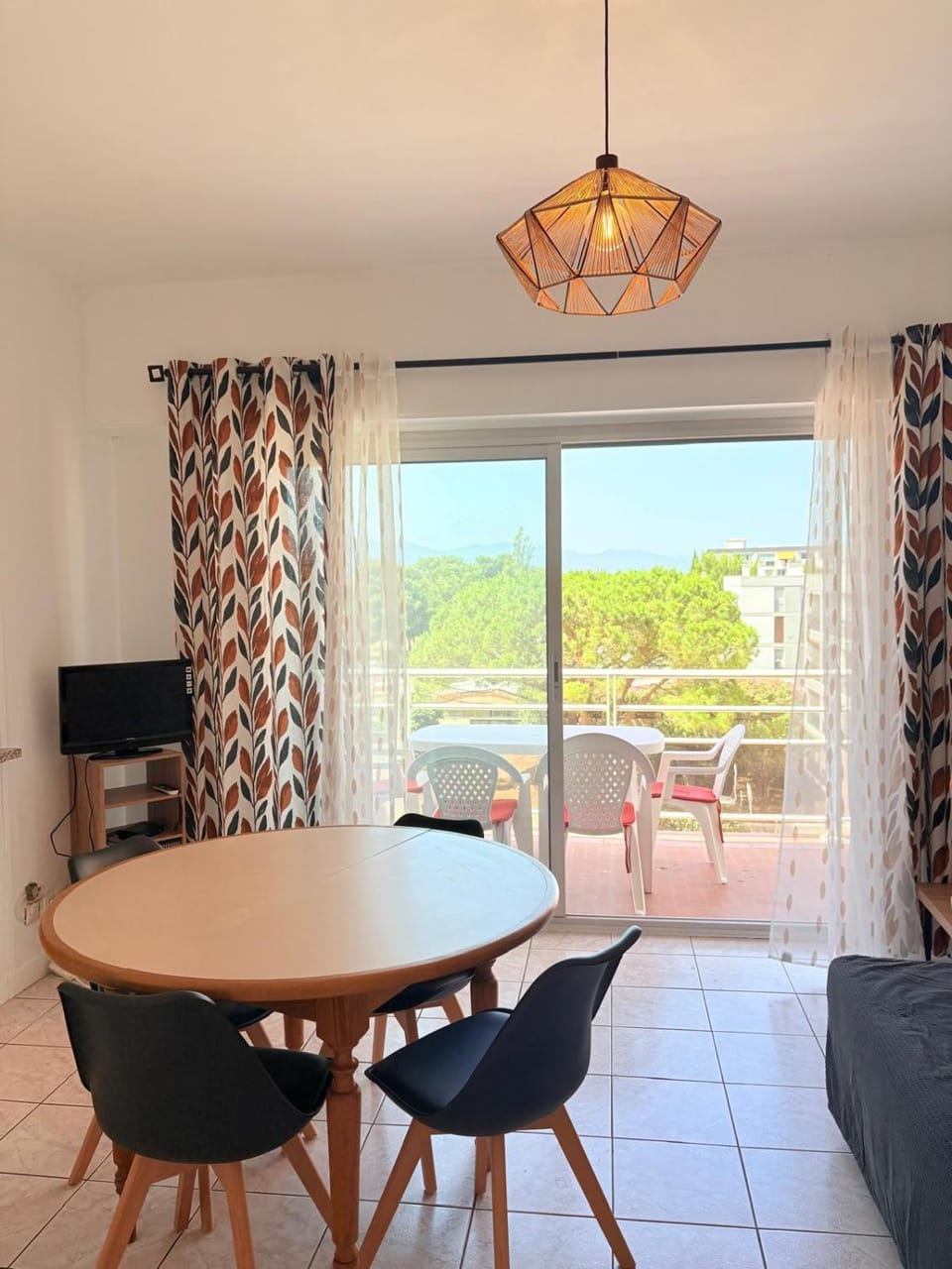 Superbe Appartement sur le port de St Cyprien Apartment in Saint-Cyprien