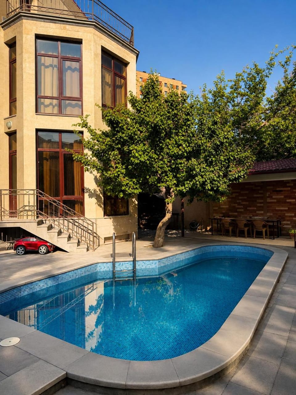 Swimming pool