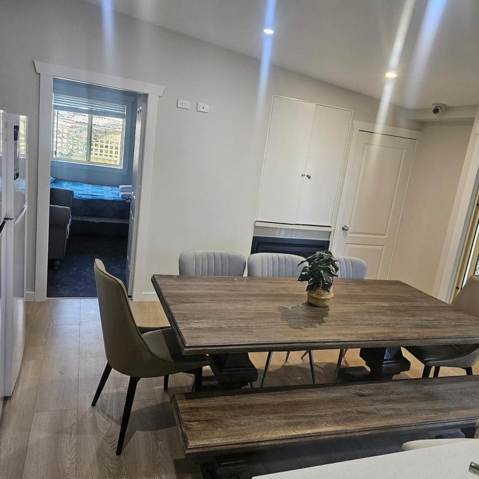 Spacious 11-Bedroom Home for Families & Groups House in Lidcombe