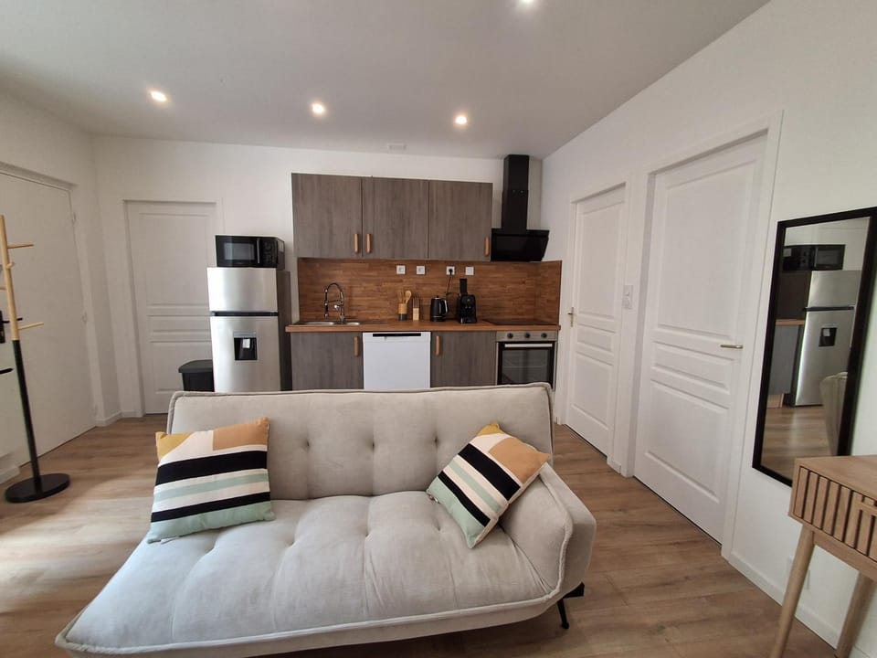 Le Fontaine appartement pour 4 personnes Le charme en cité médiévale Apartment in Montluçon