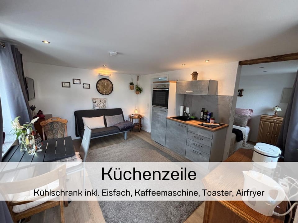 Coffee/tea facilities, Kitchen or kitchenette, Dining area, oven, pet friendly, stove